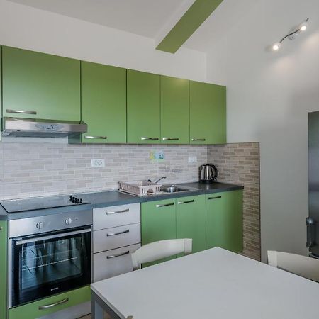 Wabi Sabi Resort & Apartments Brzac Экстерьер фото