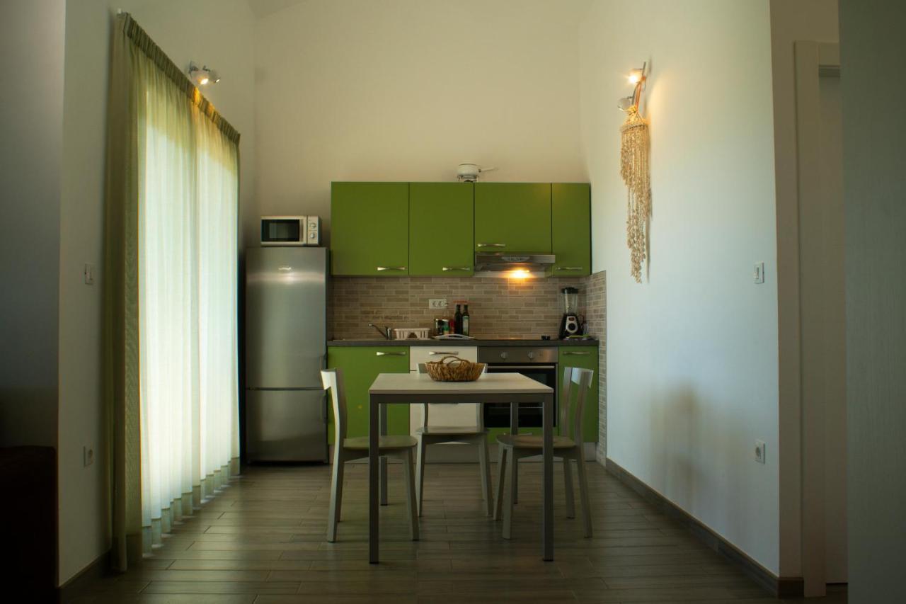 Wabi Sabi Resort & Apartments Brzac Экстерьер фото