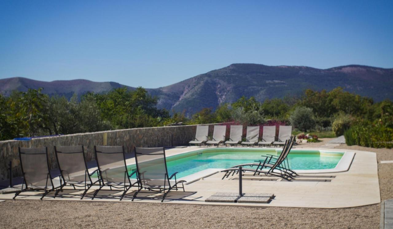 Wabi Sabi Resort & Apartments Brzac Экстерьер фото